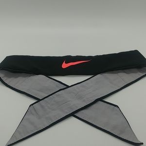 Nike tied headband